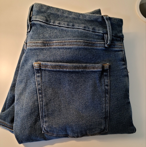 NWOT - Good American Good Legs Cropped - Size 14 - Picture 2 of 7